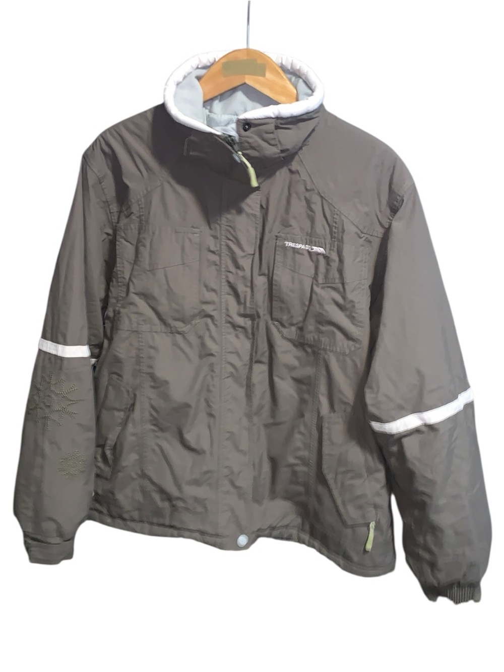 Trespass Go Further Waterproof 2000MM Windproof Ski Jacket Taped Seams